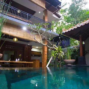  Villa Karunia House